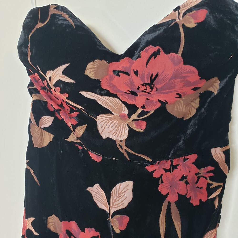 Lulus Velvet Burnout Strapless Gown Sz S Dress Floral Side Slit Formal Goth Vamp - Picture 3 of 16